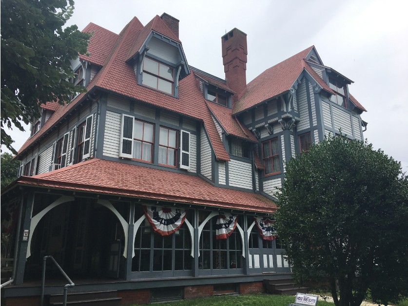 Photo of the famous Physick Estate in Cape May, NJ