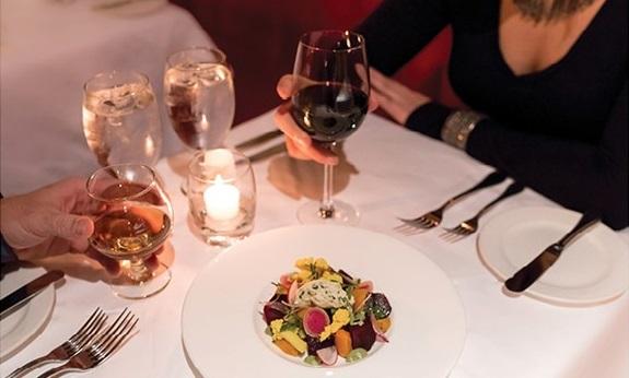 Romantic candle-lit dinner at Ebbitt Room