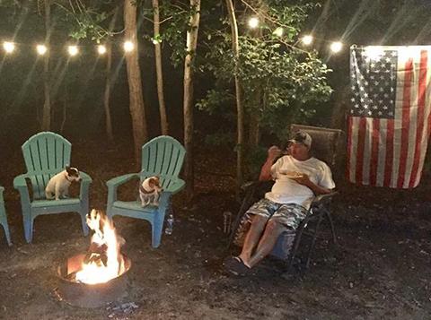 Melvin and Ernest relax with Captain Steve at Beachcomber Camping Resort