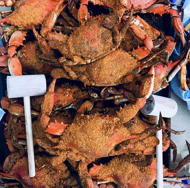 Steamed crabs