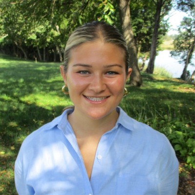 Lexi Sterling, Social Media & Marketing Coordinator