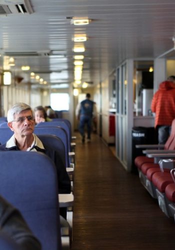 Inside_the_Cape_May-Lewes_Ferry_Salon_on_Deck_2